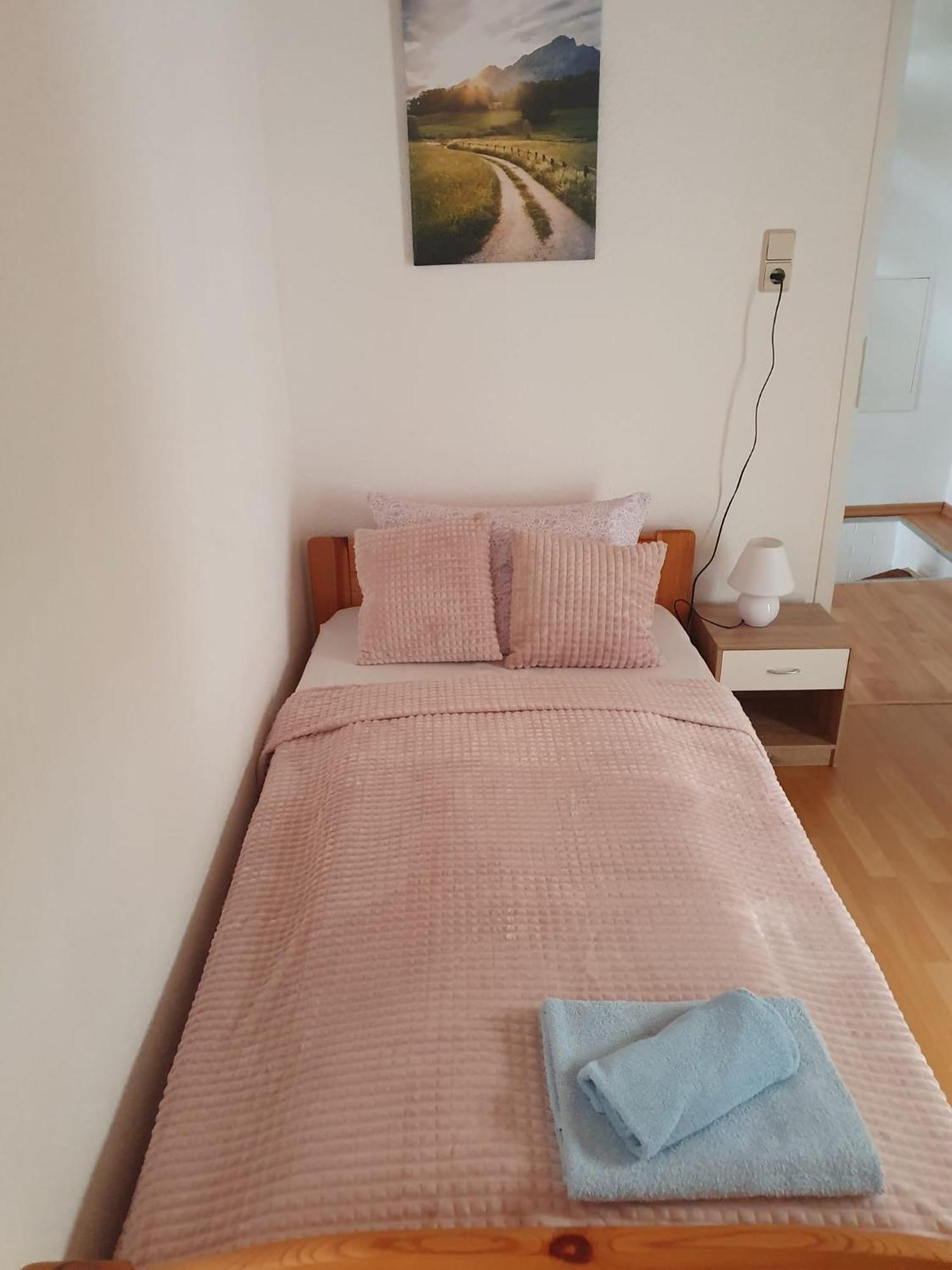 Haus Damian Appartement Verbandsgemeinde Verbandsgemeinde Traben-Trarbach Buitenkant foto